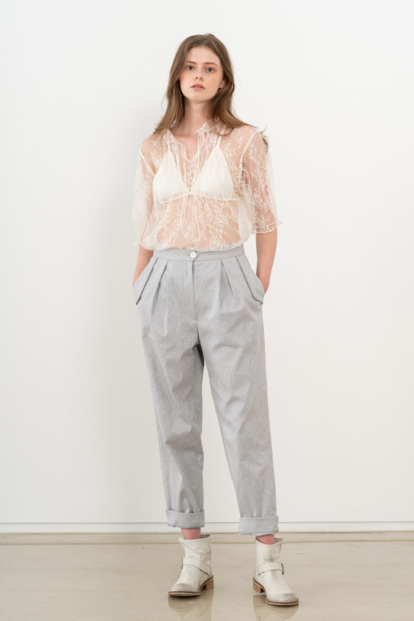 [20SS] PIN TUCK DETAIL LACE TOP (JTST120) (아이유IU 착용)